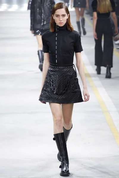 Look 21